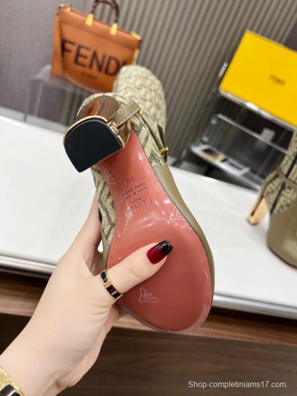 FENDI Delfina Round Toe Boots with FF Buckle - LY00