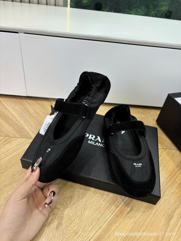 Prada Metal Toe Thin Sole Training Shoes Casual Shoes - LY00260