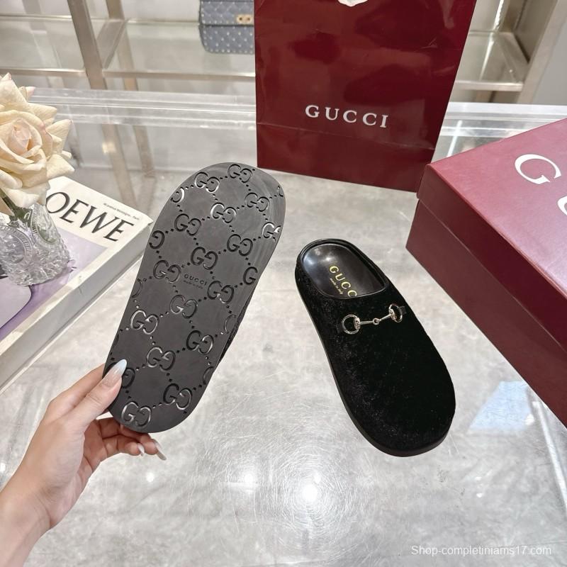 Gucci Women's Mule Shoes Velvet with Horsebit - LY00240