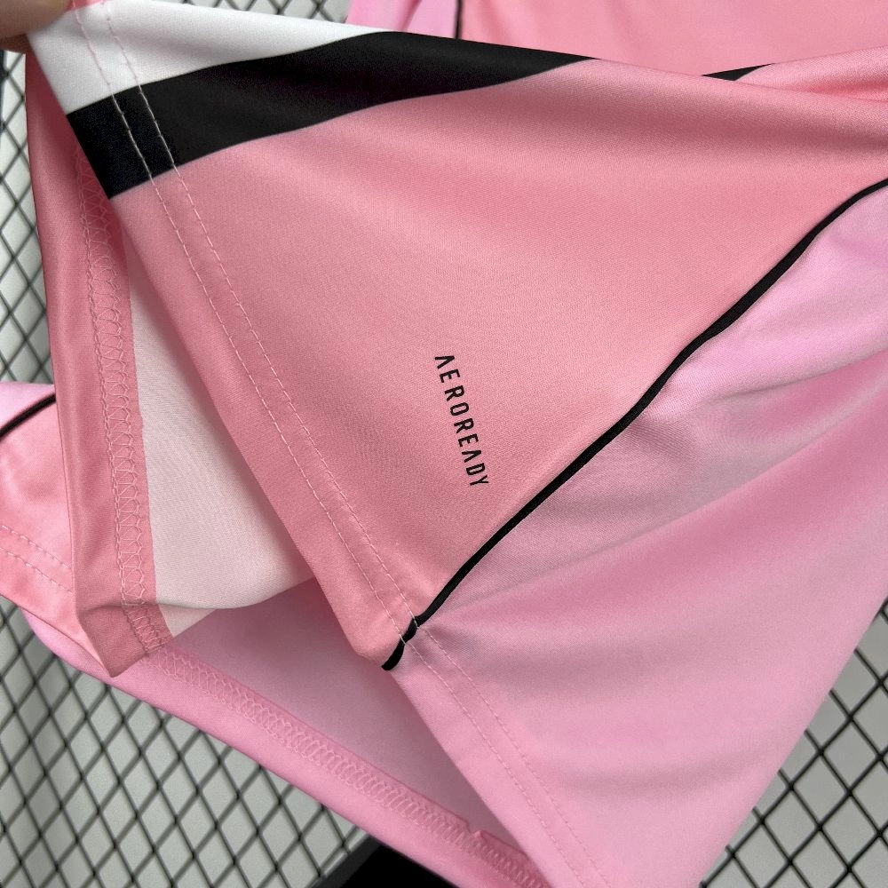 2025/26 Leicester City Away Jersey