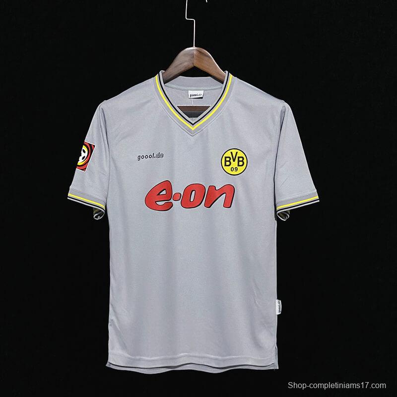 Retro 00/01 Borussia Dortmund Away Grey Jersey