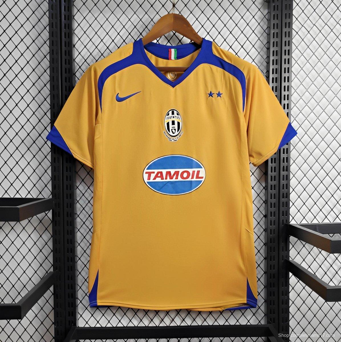 2005/06 Retro Juventus Third Jersey